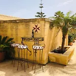 Molendini Villa *