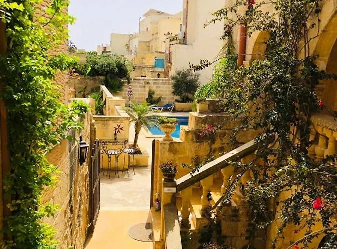 Molendini Villa Għarb
