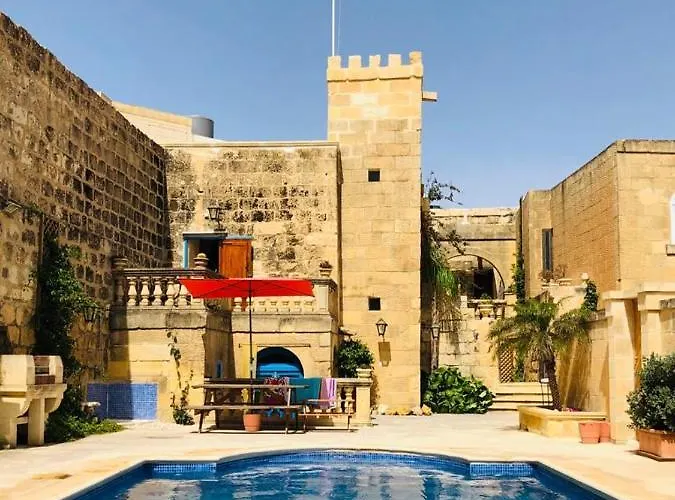 Molendini Villa Għarb