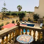 Molendini Villa Għarb