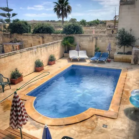 Villa Molendini Gharb (Gozo)